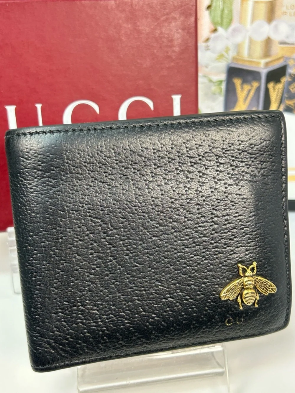 Gucci pre owned